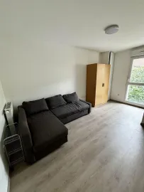 Location Beau studio meublé 32m² quartier Charles Floquet
