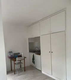 Location Beau studio de 26 m² avec balcon sans vis-à-vis