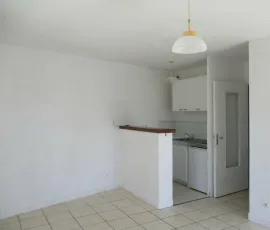 Location 2P 37m² calme et refait à neuf, avec balcon