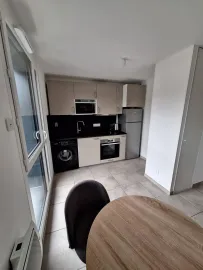 Location Studio neuf meublé à louer (à Vulbens)