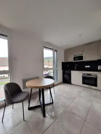 Location Studio neuf meublé à louer (à Vulbens)
