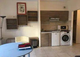 Location Beau studio meublé de 29m² avec terrasse/jardin