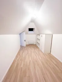 Location Bel appartement neuf à louer - proche RER B & T1