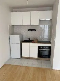 Location MON PETIT STUDIO PLEIN CENTRE VILLE