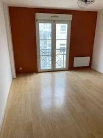 Location MON PETIT STUDIO PLEIN CENTRE VILLE