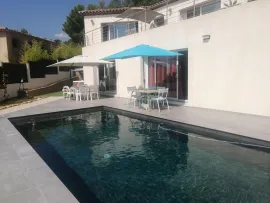 Location Appartement 90m2 meublé standing et piscine
