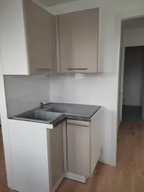 Location Appartement refait à neuf joli village côtier