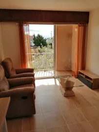 Location T2 bis dans petit immeuble