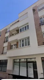 Location Limite Neuilly, bel appartement de caractère