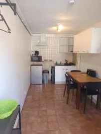 Location T1 35m2 meublé 2 pièces TOUT à 15 min à pieds