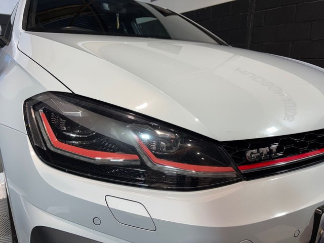 Voiture 2.0 TSI GTI Hatchback 3dr Petrol Manual Euro 6 (s/s) (230 ps)