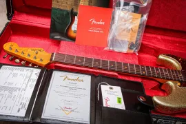 Instruments de musique GUITARE FENDER'62 réédition Stratocaster 