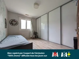 Vente Maison de plain-pied - 6 pièces - garage et piscine