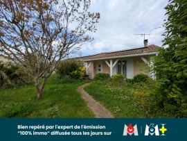 Vente Maison de plain-pied - 6 pièces - garage et piscine